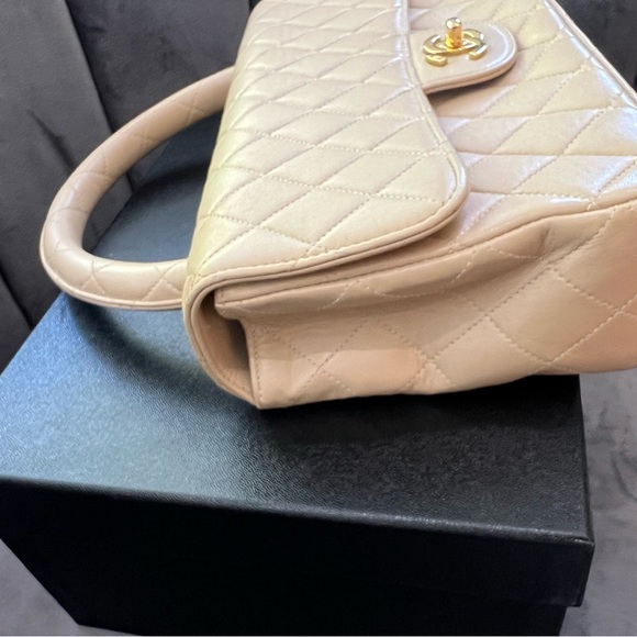 Vintage 24k gold & beige Chanel top handle crossbody - Picture 5 of 15